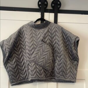 Cost Plus World Market Gray Quilted Chevron Robe